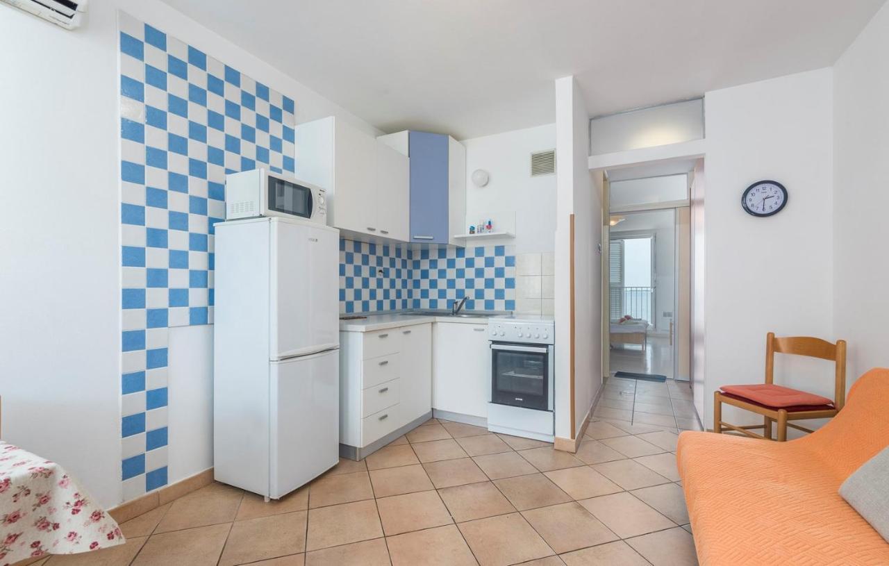 Peskera Apartments Tomicic 波雷奇 外观 照片